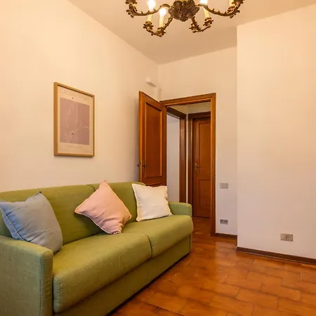 Elegant Apartment, Apartman