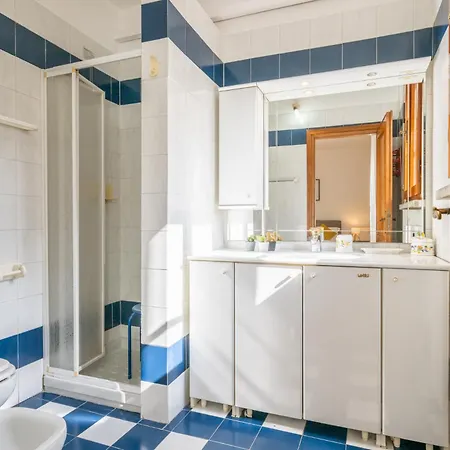 Elegant Apartment, Pisa