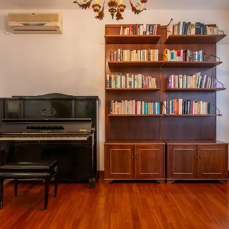 Elegant Apartment, Apartman