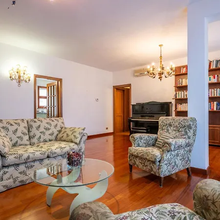 Apartment Elegant Apartment, *